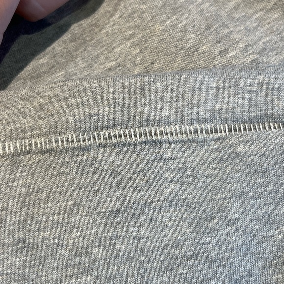 Essentials - Picture 4 of 6